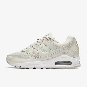 wmns air max command